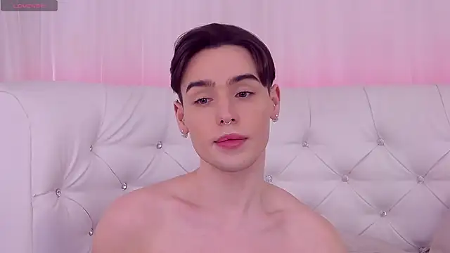 RobbyCharming online show from 02/04/25, 04:48