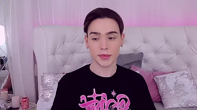 RobbyCharming online show from 02/08/25, 07:38