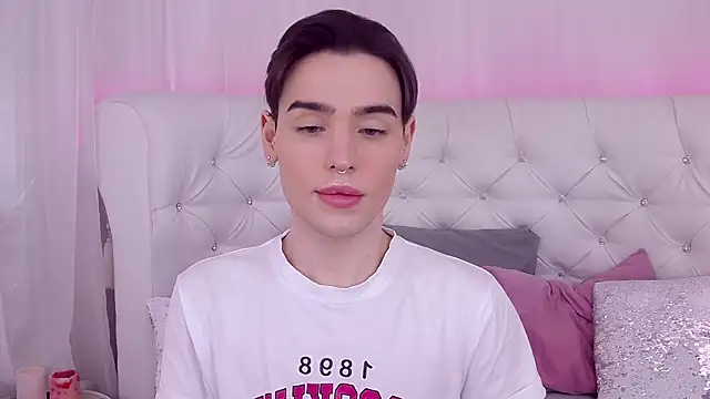 RobbyCharming online show from 02/09/25, 07:41