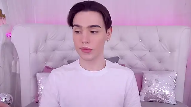 RobbyCharming online show from 02/24/25, 07:41