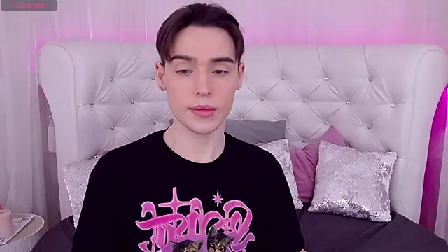 RobbyCharming online show from 03/22/25, 01:54