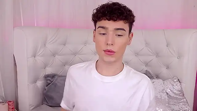 RobbyCharming online show from 09/20/25, 03:40