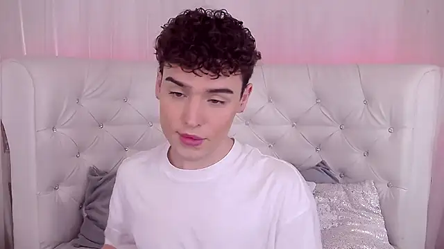 RobbyCharming online show from 09/26/25, 03:54