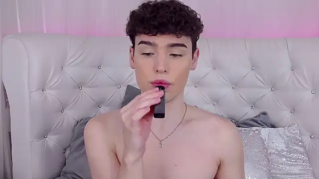 RobbyCharming online show from 10/18/25, 03:42