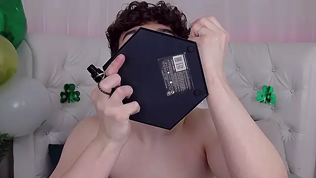 Snapshot of RobbyCharming chatting on 03/13/26, 04:30 RobbyCharming online show from 03/13/26, 04:30