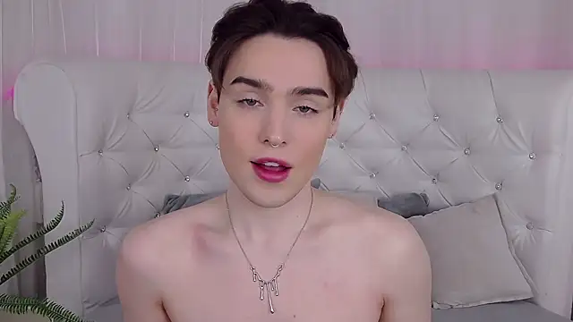 Snapshot of RobbyCharming chatting on 04/05/26, 04:20 RobbyCharming online show from 04/05/26, 04:20