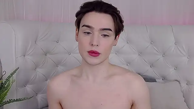 Snapshot of RobbyCharming chatting on 04/25/26, 04:26 RobbyCharming online show from 04/25/26, 04:26