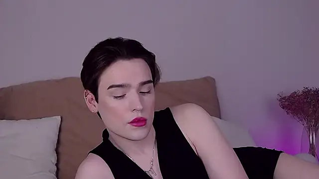 Snapshot of RobbyCharming chatting on 06/13/26, 07:17 RobbyCharming online show from 06/13/26, 07:17