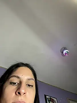 charlotte stevenss  online show from 12/25/24, 05:05