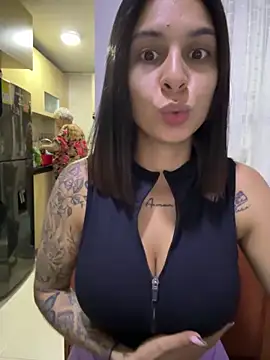 charlotte stevenss  online show from 01/08/25, 01:52