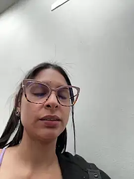 charlotte stevenss  online show from 01/13/25, 06:38