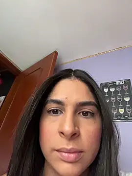 Snapshot of charlotte_stevenss_ chatting on 10/03/25, 02:03 charlotte stevenss online show from 10/03/25, 02:03