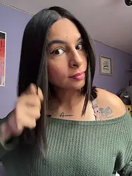 Snapshot of charlotte_stevenss_ chatting on 10/12/25, 03:00 charlotte stevenss online show from 10/12/25, 03:00