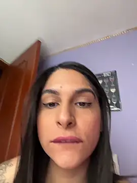 Snapshot of charlotte_stevenss_ chatting on 10/18/25, 02:40 charlotte stevenss online show from 10/18/25, 02:40