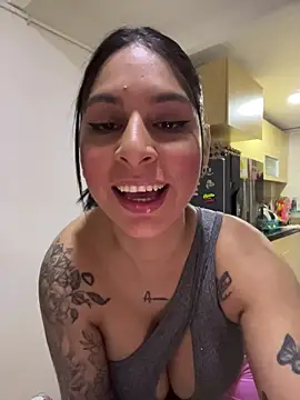 Snapshot of charlotte_stevenss_ chatting on 12/14/25, 12:54 charlotte stevenss online show from 12/14/25, 12:54