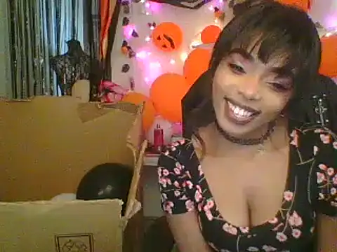 Snapshot of Anaconda2350 chatting on 11/16/25, 10:54 Anaconda2350 online show from 11/16/25, 10:54
