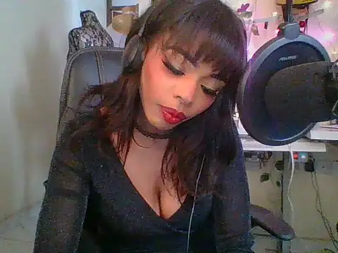Snapshot of Anaconda2350 chatting on 02/04/26, 12:00 Anaconda2350 online show from 02/04/26, 12:00