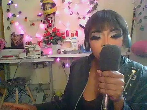 Snapshot of Anaconda2350 chatting on 03/09/26, 12:42 Anaconda2350 online show from 03/09/26, 12:42