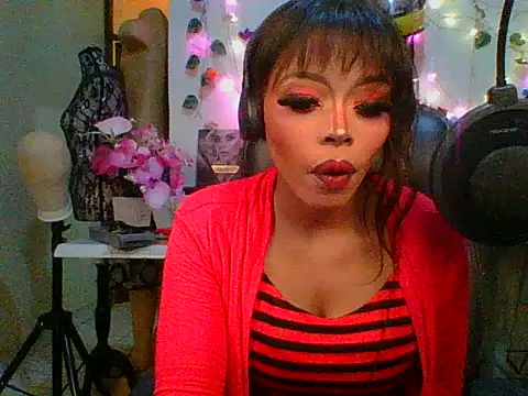 Snapshot of Anaconda2350 chatting on 03/13/26, 10:27 Anaconda2350 online show from 03/13/26, 10:27