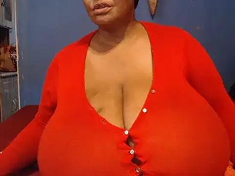 CUTEFIRMMELONSS online show from 01/21/25, 08:21