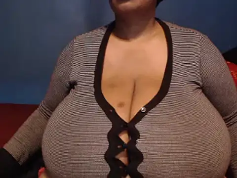 CUTEFIRMMELONSS online show from 01/23/25, 08:24