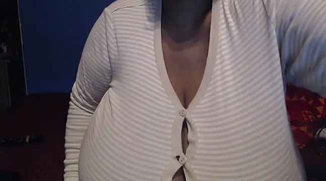 CUTEFIRMMELONSS online show from 03/07/25, 08:33