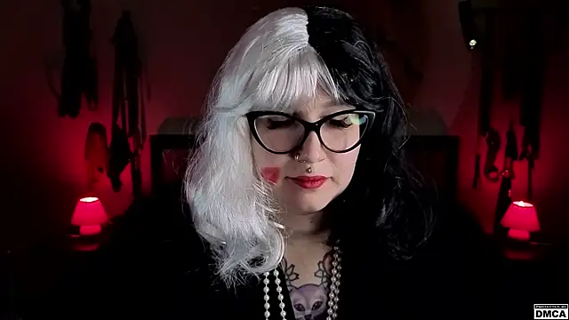 Amanita  Pantherina online show from 11/01/25, 03:58