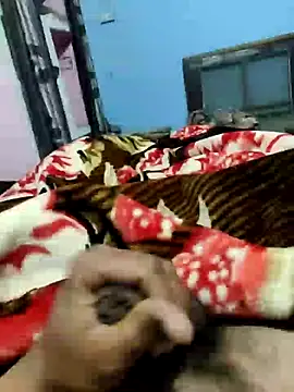 Snapshot of Deshilund9 chatting on 12/31/24, 03:31 Deshilund9 online show from 12/31/24, 03:31