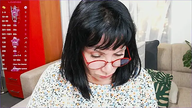 SquirtySlut online show from 12/12/24, 04:43