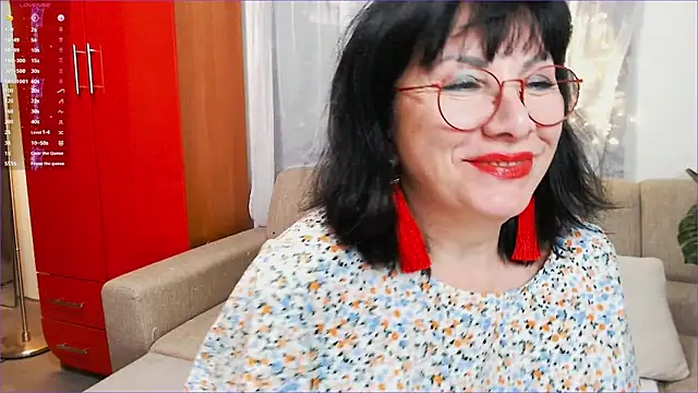 SquirtySlut online show from 12/24/24, 08:05