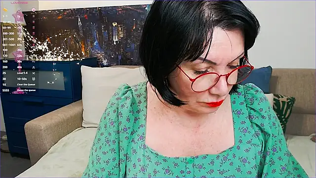 SquirtySlut online show from 02/15/25, 04:01