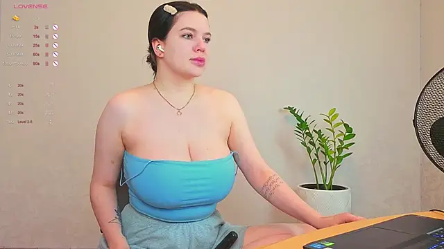 LovlyBambi online show from 09/23/25, 07:33