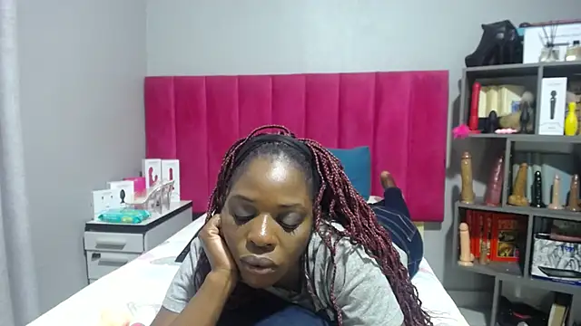 Shaniko89 online show from 11/02/25, 06:43