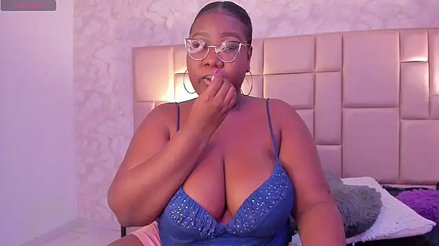 Darnellqueen online show from 12/13/24, 10:19