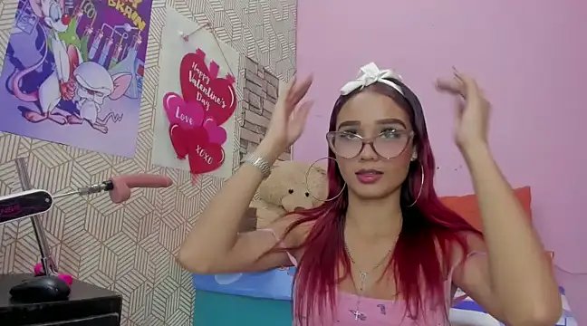 MarianaManzur online show from 01/17/25, 07:38