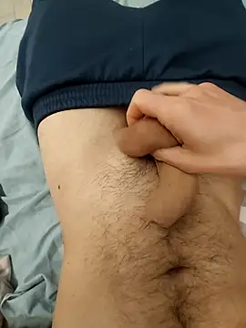 Snapshot of Pascutt chatting on 02/23/25, 09:37 Pascutt online show from 02/23/25, 09:37