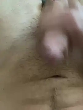 Snapshot of Pascutt chatting on 11/26/25, 02:40 Pascutt online show from 11/26/25, 02:40