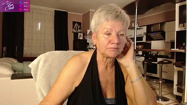 Snapshot of roxana_brooks chatting on 12/16/24, 02:38 roxana brooks online show from 12/16/24, 02:38