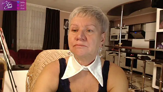 Snapshot of roxana_brooks chatting on 01/18/25, 02:44 roxana brooks online show from 01/18/25, 02:44