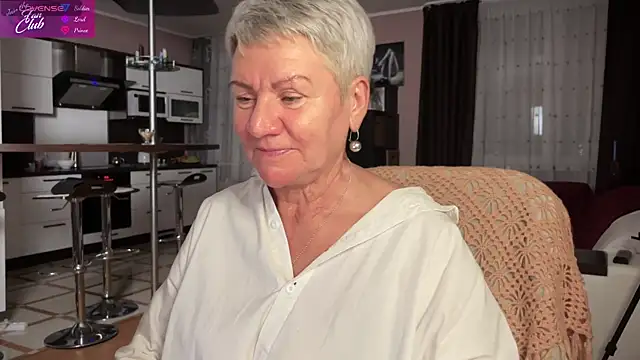 Snapshot of roxana_brooks chatting on 01/21/25, 05:41 roxana brooks online show from 01/21/25, 05:41