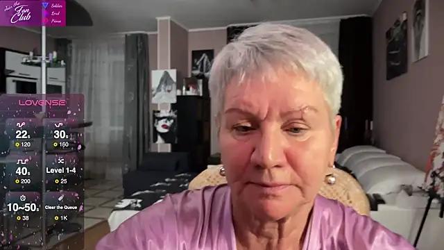Snapshot of roxana_brooks chatting on 01/23/25, 03:22 roxana brooks online show from 01/23/25, 03:22