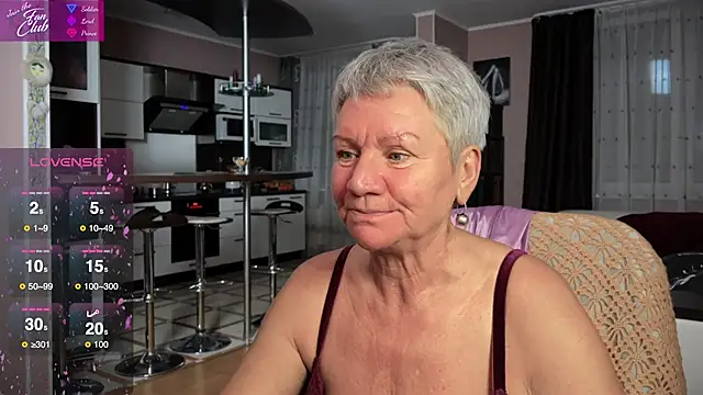 Snapshot of roxana_brooks chatting on 01/23/25, 06:35 roxana brooks online show from 01/23/25, 06:35