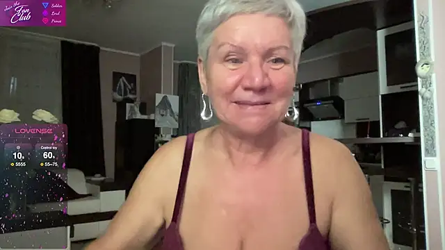 Snapshot of roxana_brooks chatting on 01/26/25, 05:13 roxana brooks online show from 01/26/25, 05:13