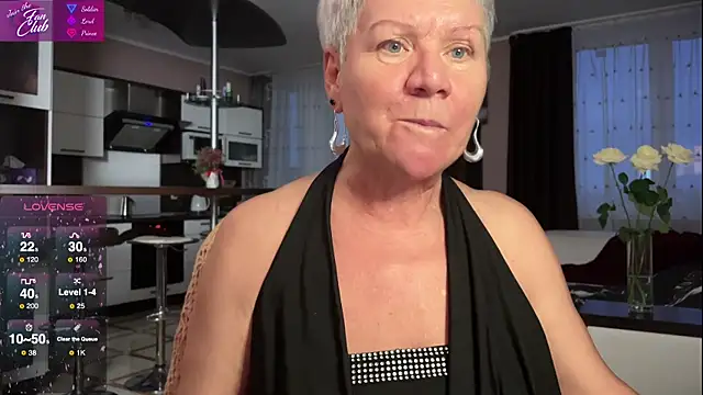 Snapshot of roxana_brooks chatting on 01/27/25, 02:24 roxana brooks online show from 01/27/25, 02:24