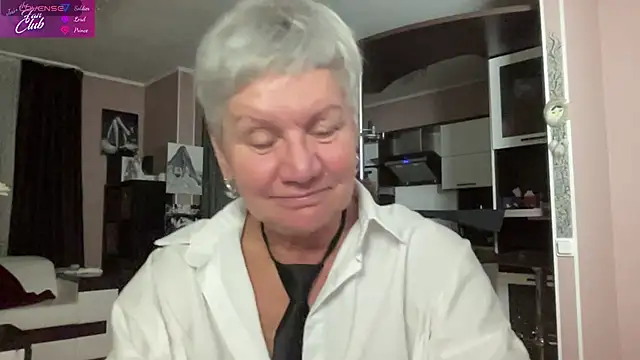 Snapshot of roxana_brooks chatting on 01/29/25, 09:39 roxana brooks online show from 01/29/25, 09:39