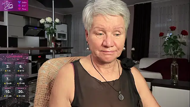 Snapshot of roxana_brooks chatting on 02/04/25, 08:59 roxana brooks online show from 02/04/25, 08:59