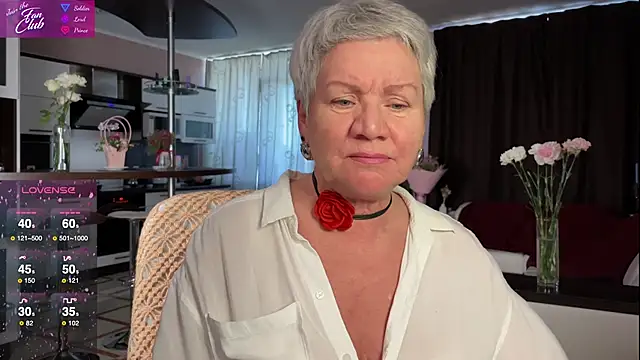 Snapshot of roxana_brooks chatting on 03/22/25, 02:25 roxana brooks online show from 03/22/25, 02:25