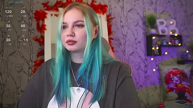 Moon Valkyrie online show from 09/29/25, 09:03