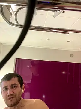 Snapshot of SexSanich chatting on 12/14/25, 09:14 SexSanich online show from 12/14/25, 09:14