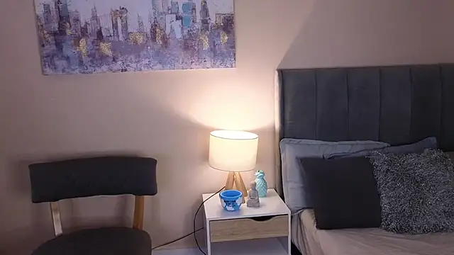 MiaFranklyn online show from 01/27/25, 02:57